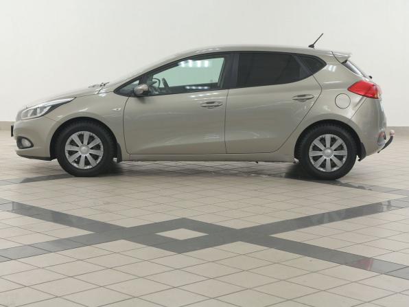 Kia Ceed II с пробегом 2012 года, цена 795 000 рублей, 191600 км, хэтчбек, Автокод Объявления