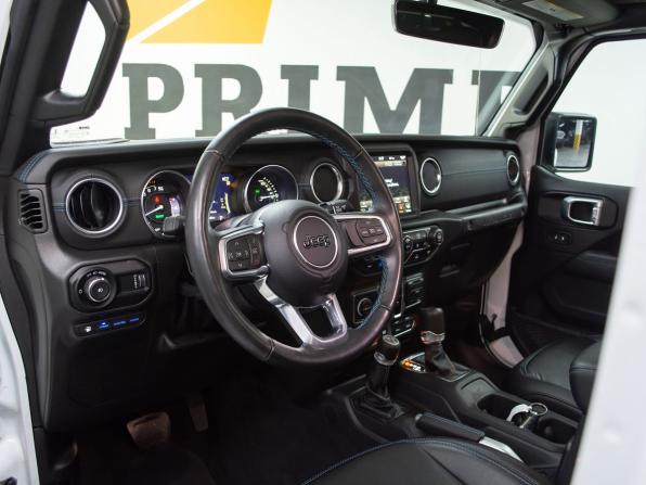 Jeep Wrangler IV (JL) с пробегом 2022 года, цена 6 999 000 рублей, 8065 км, внедорожник, Автокод Объявления