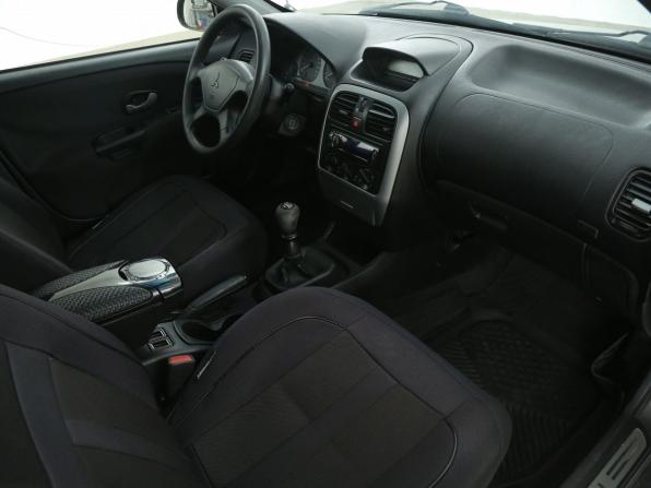 Mitsubishi Carisma I Рестайлинг с пробегом 2003 года, цена 117 000 рублей, 275000 км, лифтбек, Автокод Объявления