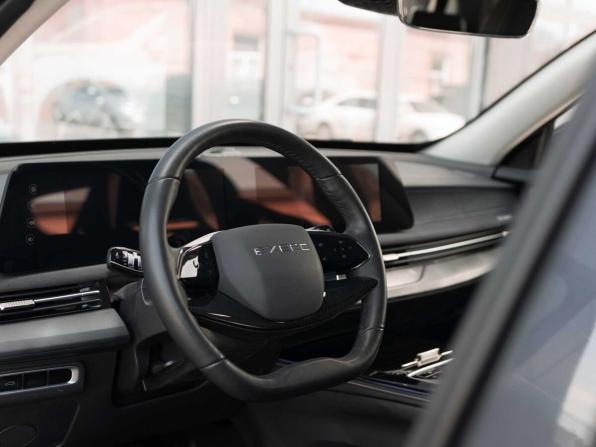 Exeed LX I Рестайлинг 2 с пробегом 2024 года, цена 2 380 000 рублей, 31100 км, внедорожник, Автокод Объявления