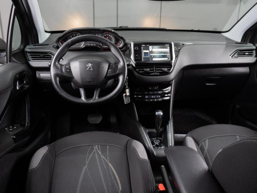 Peugeot 208 I Тюмень  - изображение 6