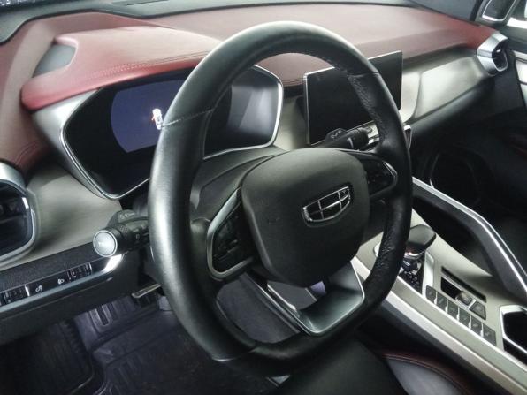 Geely Coolray I с пробегом 2023 года, цена 1 897 000 рублей, 47300 км, внедорожник, Автокод Объявления