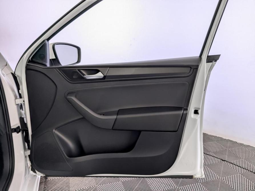 Volkswagen Polo VI Москва  - изображение 24