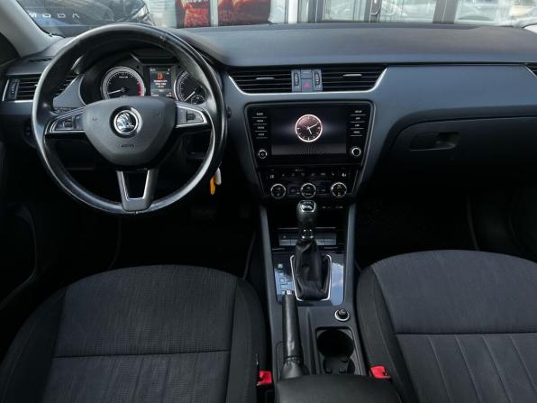 Skoda Octavia III (A7) Рестайлинг с пробегом 2017 года, цена 1 775 000 рублей, 155279 км, лифтбек, Автокод Объявления