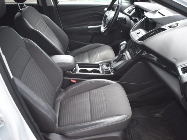 Ford Kuga II Рестайлинг с пробегом 2018 года, цена 1 420 000 рублей, 144755 км, внедорожник, Автокод Объявления