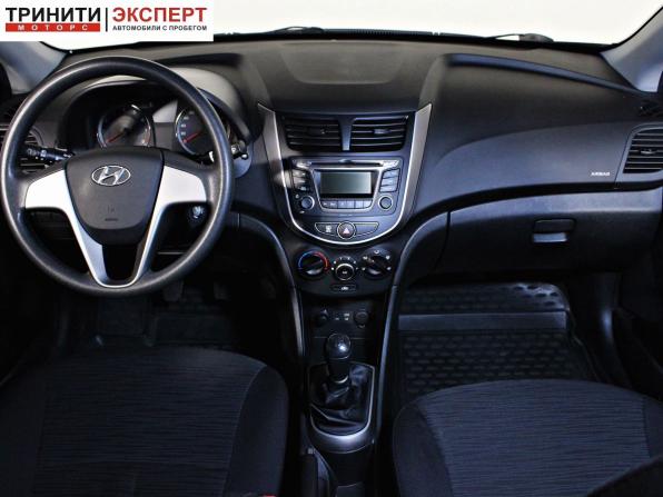 Hyundai Solaris I Рестайлинг с пробегом 2016 года, цена 1 087 000 рублей, 124927 км, седан, Автокод Объявления