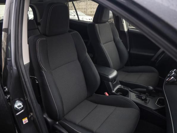 Toyota RAV4 IV (XA40) Рестайлинг с пробегом 2015 года, цена 2 299 777 рублей, 70000 км, внедорожник, Автокод Объявления