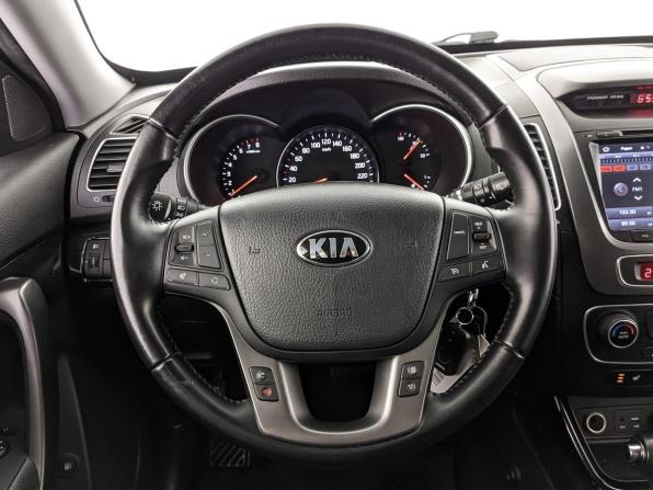Kia Sorento II Рестайлинг с пробегом 2018 года, цена 2 195 000 рублей, 54573 км, внедорожник, Автокод Объявления