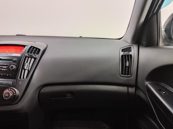 Kia Ceed I с пробегом 2008 года, цена 620 000 рублей, 296162 км, универсал, Автокод Объявления