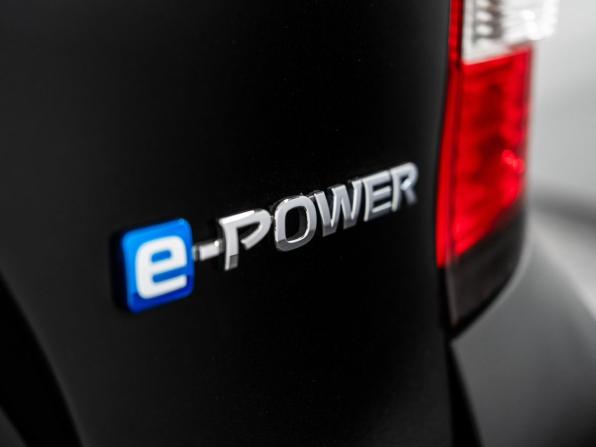 Nissan Note II Рестайлинг с пробегом 2016 года, цена 950 500 рублей, 145670 км, хэтчбек, Автокод Объявления