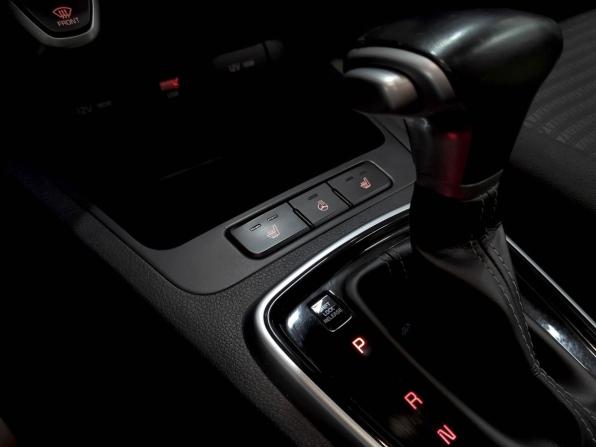 Kia Rio IV Рестайлинг с пробегом 2020 года, цена 1 550 000 рублей, 67971 км, седан, Автокод Объявления