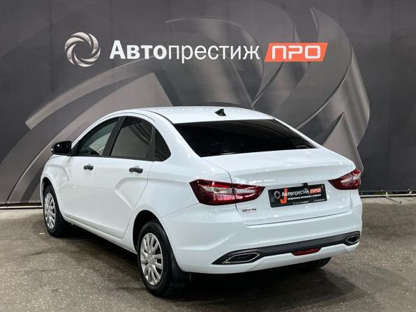 Lada (ВАЗ) Vesta I Рестайлинг (NG) с пробегом 2024 года, цена 1 090 000 рублей, 26942 км, седан, Автокод Объявления