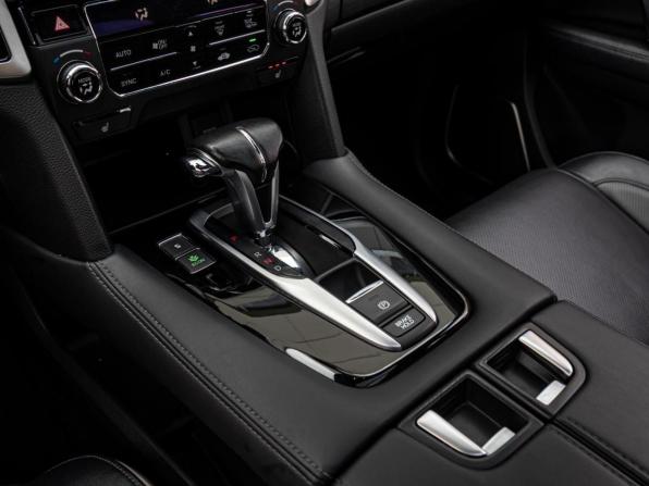 Honda UR-V I с пробегом 2020 года, цена 3 700 000 рублей, 38724 км, внедорожник, Автокод Объявления