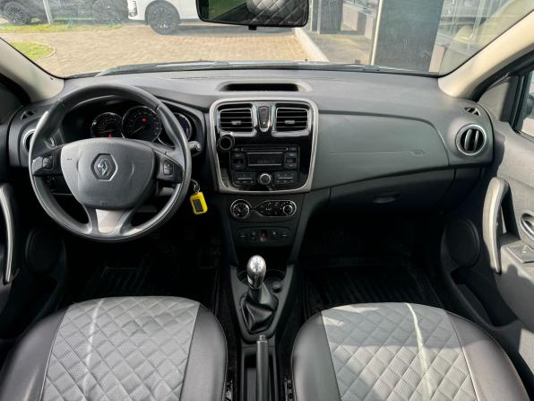 Renault Sandero II с пробегом 2015 года, цена 775 000 рублей, 113766 км, хэтчбек, Автокод Объявления