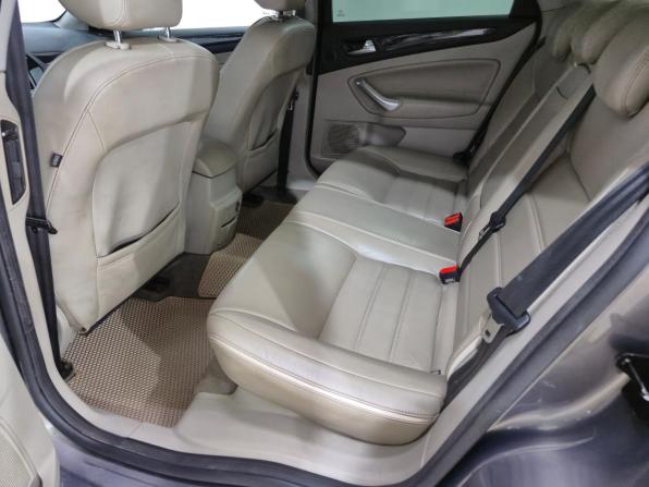Ford Mondeo IV Рестайлинг с пробегом 2011 года, цена 700 000 рублей, 198686 км, седан, Автокод Объявления