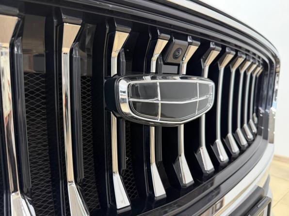 Geely Monjaro I с пробегом 2025 года, цена 3 800 000 рублей, 4275 км, внедорожник, Автокод Объявления