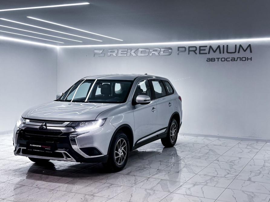 Mitsubishi Outlander III Рестайлинг 3 Уфа  - изображение 5