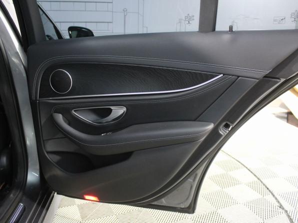 Mercedes-Benz E-Класс V (W213 S213 C238) Рестайлинг с пробегом 2021 года, цена 4 340 000 рублей, 111158 км, седан, Автокод Объявления