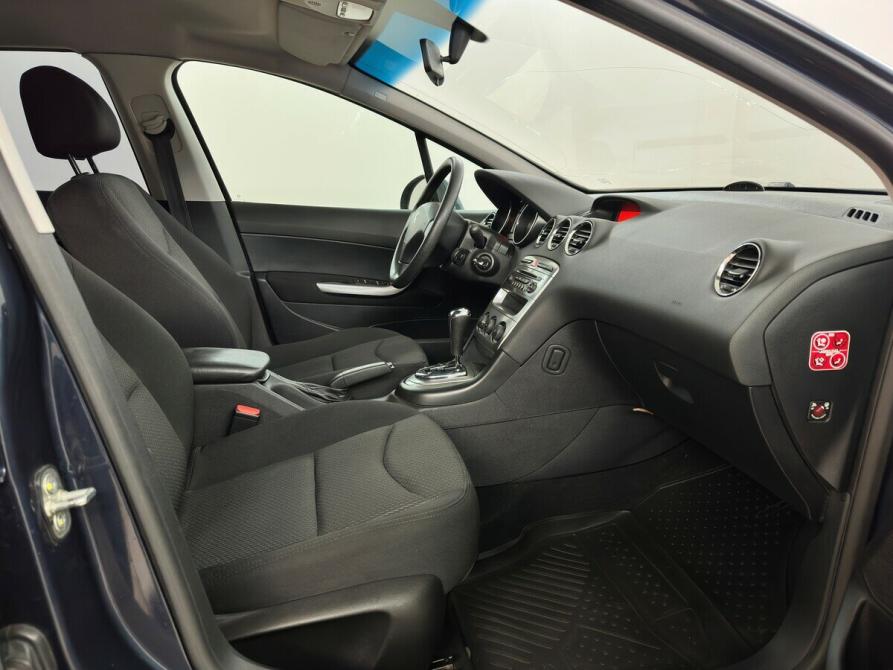 Peugeot 408 I Москва  - изображение 10