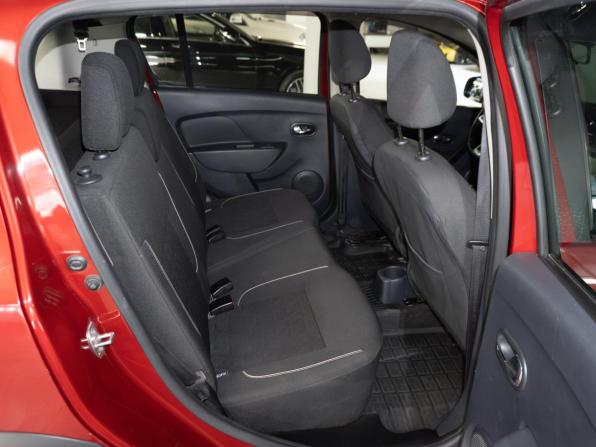 Renault Sandero II Рестайлинг с пробегом 2018 года, цена 1 150 000 рублей, 100408 км, хэтчбек, Автокод Объявления