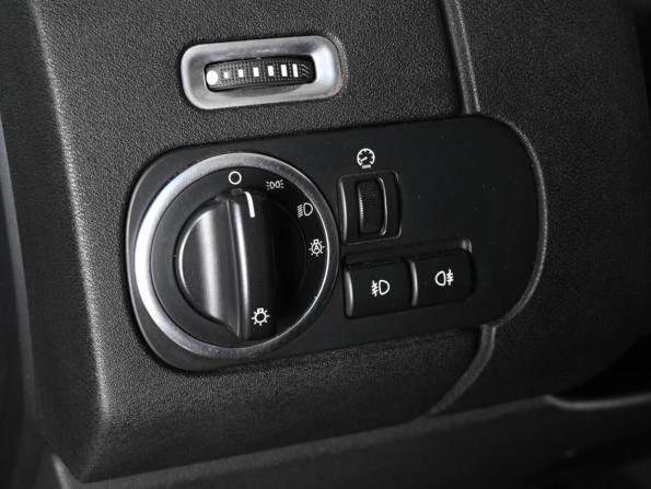 Land Rover Discovery IV Рестайлинг с пробегом 2014 года, цена 2 269 000 рублей, 202471 км, внедорожник, Автокод Объявления