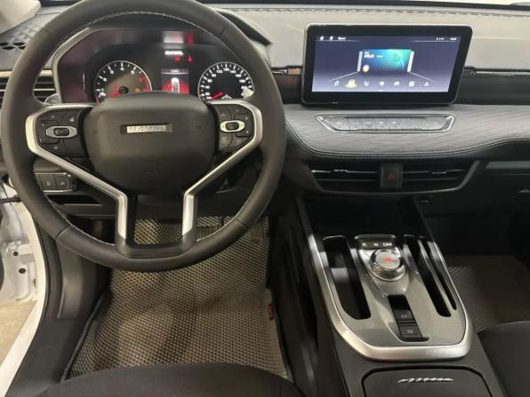 Haval Jolion I Рестайлинг с пробегом 2023 года, цена 2 099 000 рублей, 32000 км, внедорожник, Автокод Объявления