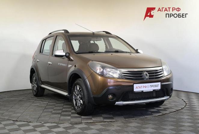Renault Sandero I с пробегом 2014 года, цена 580 000 рублей, 240010 км, хэтчбек, Автокод Объявления