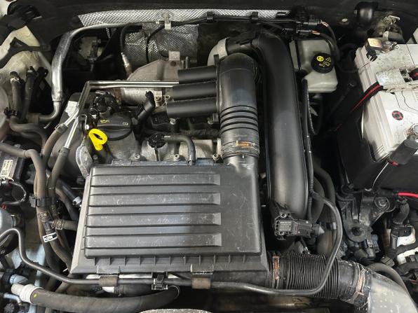 Skoda Karoq I с пробегом 2020 года, цена 1 320 000 рублей, 274977 км, внедорожник, Автокод Объявления