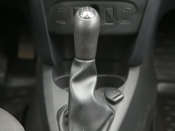 Renault Sandero II с пробегом 2016 года, цена 794 000 рублей, 66500 км, хэтчбек, Автокод Объявления