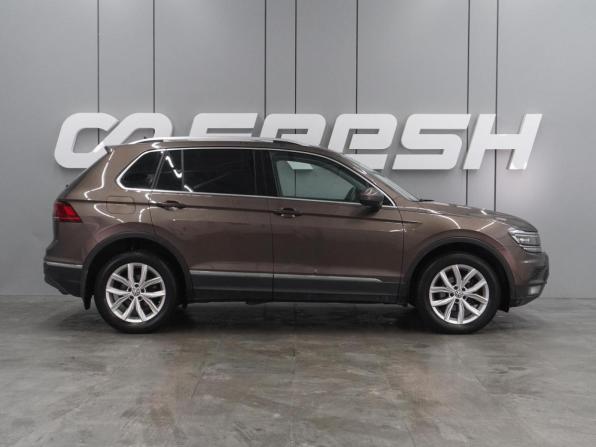 Volkswagen Tiguan II с пробегом 2018 года, цена 2 484 000 рублей, 160006 км, внедорожник, Автокод Объявления