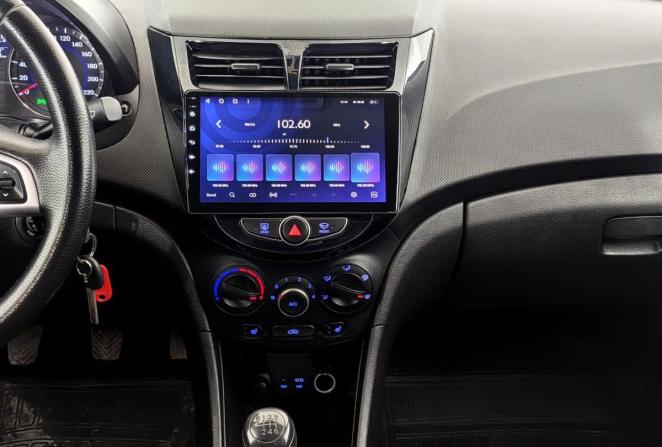 Hyundai Solaris I Рестайлинг с пробегом 2015 года, цена 850 000 рублей, 132704 км, седан, Автокод Объявления