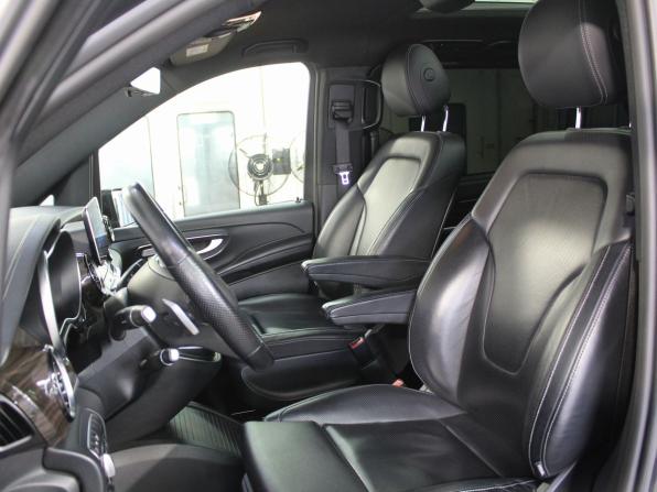 Mercedes-Benz V-Класс III (W447) Рестайлинг с пробегом 2022 года, цена 7 000 000 рублей, 113079 км, минивэн, Автокод Объявления