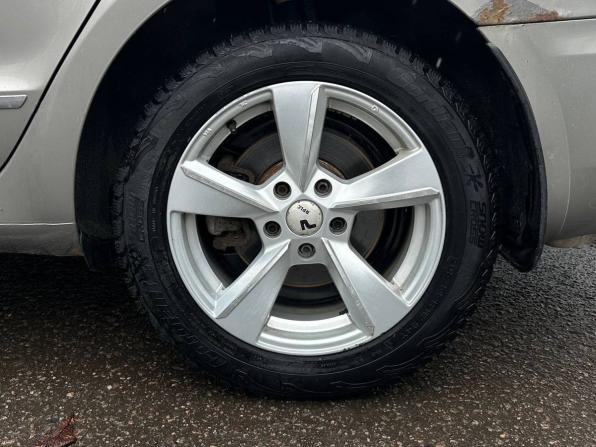 Skoda Superb II с пробегом 2010 года, цена 700 000 рублей, 297947 км, лифтбек, Автокод Объявления