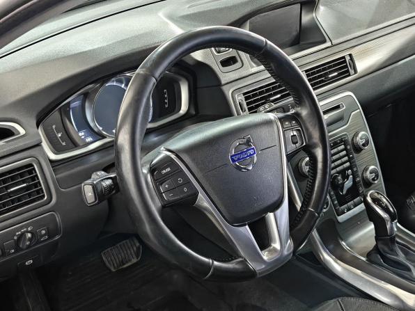 Volvo XC70 II Рестайлинг с пробегом 2016 года, цена 1 969 000 рублей, 269795 км, универсал, Автокод Объявления