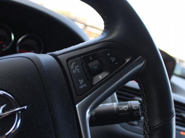 Opel Mokka I с пробегом 2014 года, цена 1 259 000 рублей, 44781 км, внедорожник, Автокод Объявления