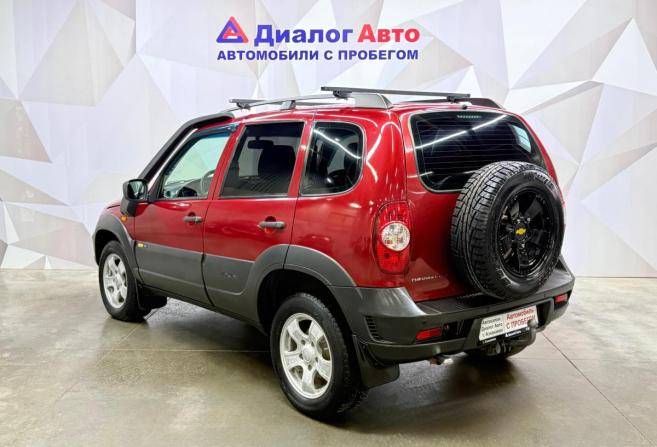 Chevrolet Niva I Рестайлинг с пробегом 2018 года, цена 670 000 рублей, 170788 км, внедорожник, Автокод Объявления