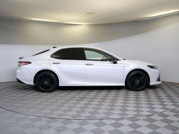 Toyota Camry VIII (XV70) Рестайлинг с пробегом 2022 года, цена 3 490 000 рублей, 72350 км, седан, Автокод Объявления