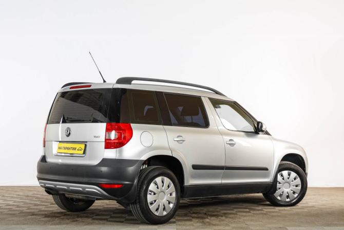 Skoda Yeti I с пробегом 2010 года, цена 869 000 рублей, 204000 км, внедорожник, Автокод Объявления