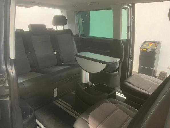 Volkswagen Multivan T6 Рестайлинг с пробегом 2022 года, цена 8 790 000 рублей, 28236 км, минивэн, Автокод Объявления