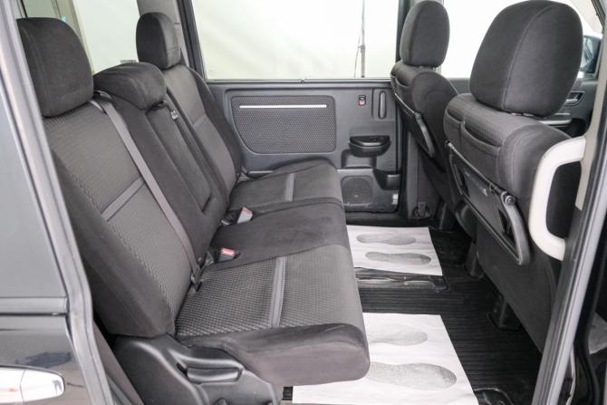 Honda Stepwgn V с пробегом 2015 года, цена 1 559 000 рублей, 211000 км, минивэн, Автокод Объявления