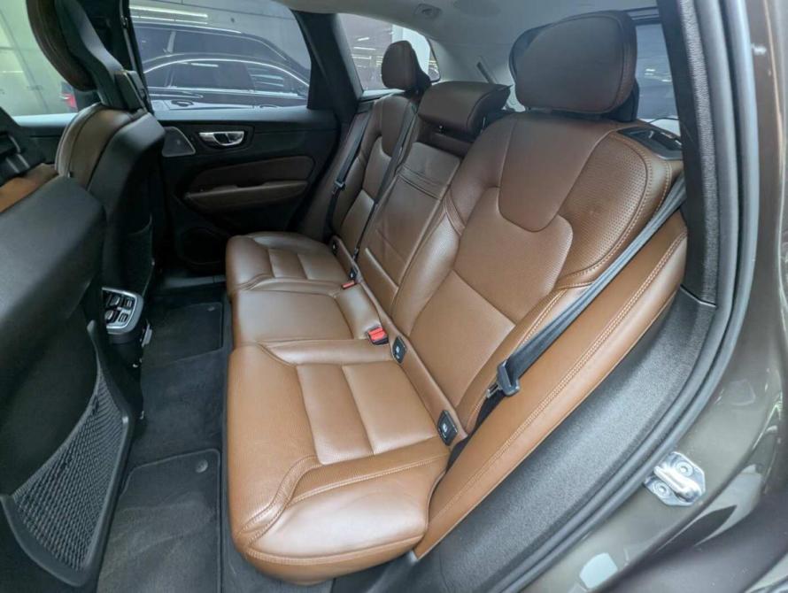 Volvo XC60 II Москва  - изображение 9