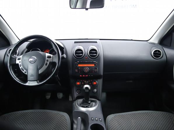 Nissan Qashqai I с пробегом 2009 года, цена 720 000 рублей, 356082 км, внедорожник, Автокод Объявления