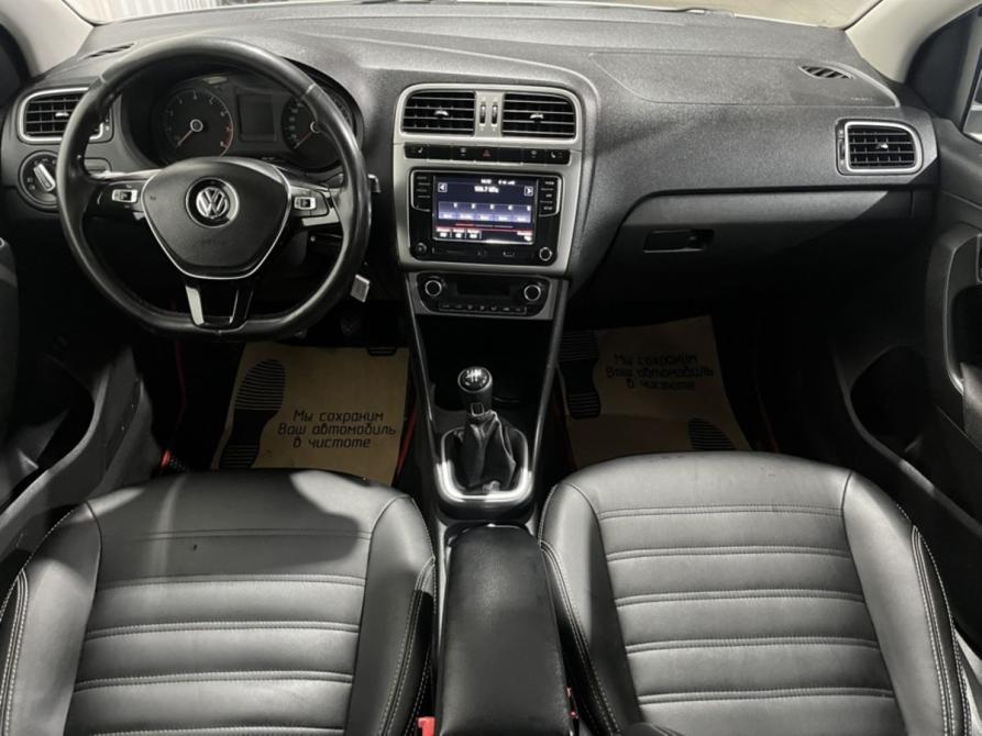 Volkswagen Polo V Рестайлинг Курск  - изображение 9