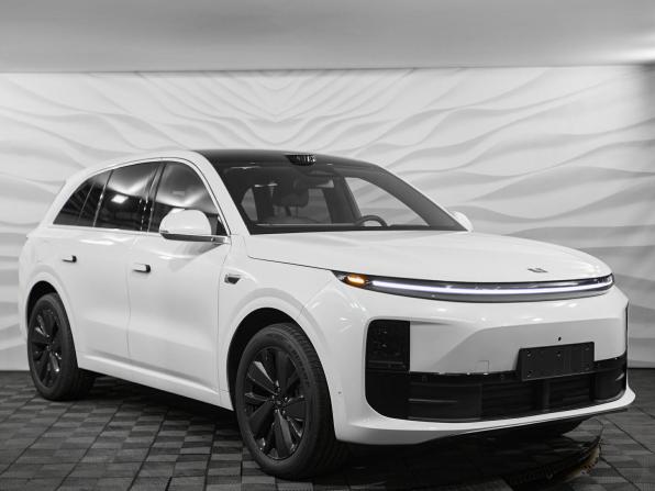 Новый Li Auto (Lixiang) L6 2025 года, цена 8 190 000 рублей, внедорожник, Автокод Объявления