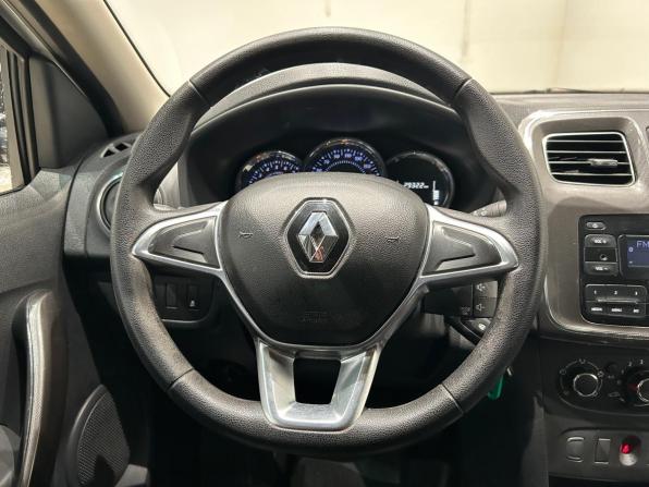 Renault Logan II Рестайлинг с пробегом 2020 года, цена 899 000 рублей, 171526 км, седан, Автокод Объявления