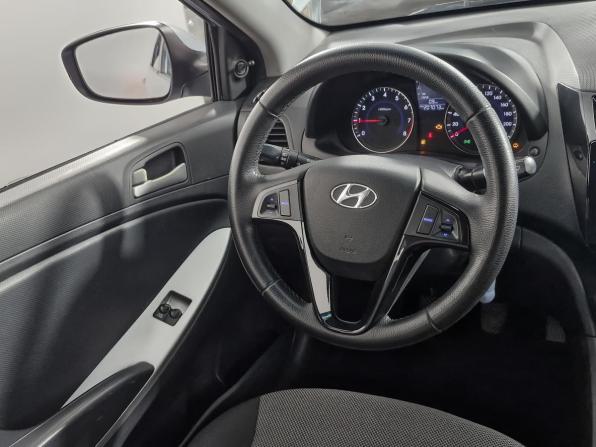 Hyundai Solaris I с пробегом 2011 года, цена 579 000 рублей, 207073 км, седан, Автокод Объявления