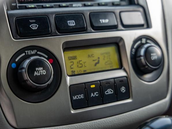 Kia Cerato I Рестайлинг с пробегом 2006 года, цена 558 000 рублей, 250169 км, седан, Автокод Объявления