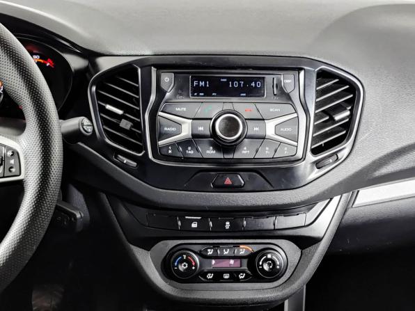 Lada (ВАЗ) Vesta I с пробегом 2019 года, цена 820 000 рублей, 109478 км, седан, Автокод Объявления