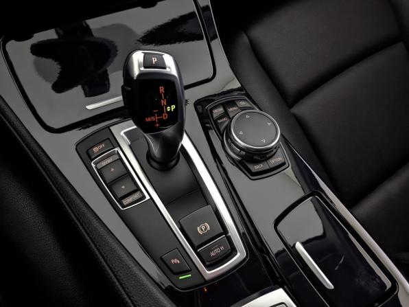 BMW 5 серии VI (F10/F11/F07) Рестайлинг с пробегом 2016 года, цена 2 250 000 рублей, 112391 км, седан, Автокод Объявления