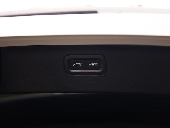Volvo XC90 II Рестайлинг 1 с пробегом 2021 года, цена 4 287 321 рубль, 178120 км, внедорожник, Автокод Объявления